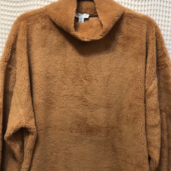 Topshop Mockneck Fleece Top - Picture 5 of 7